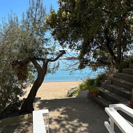 Secret Bay Apartment PalaiónTsiflíkion Екстериор снимка