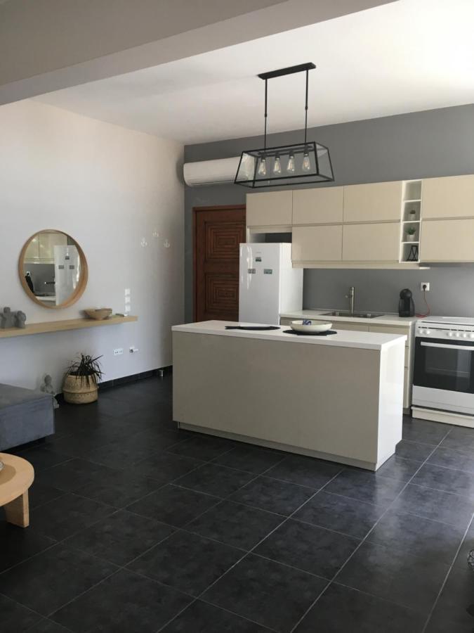 Secret Bay Apartment PalaiónTsiflíkion Екстериор снимка