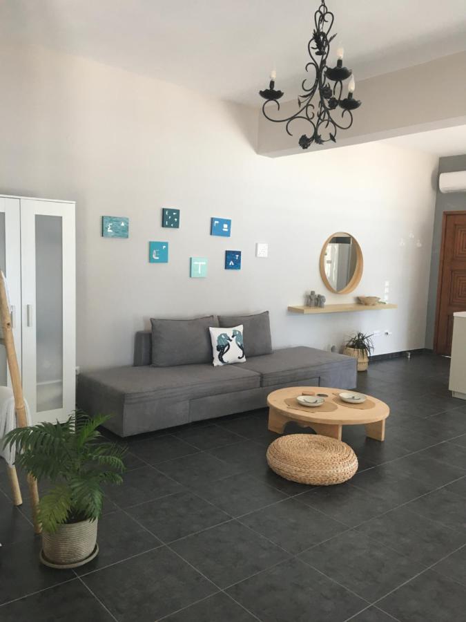 Secret Bay Apartment PalaiónTsiflíkion Екстериор снимка