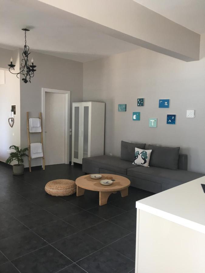 Secret Bay Apartment PalaiónTsiflíkion Екстериор снимка